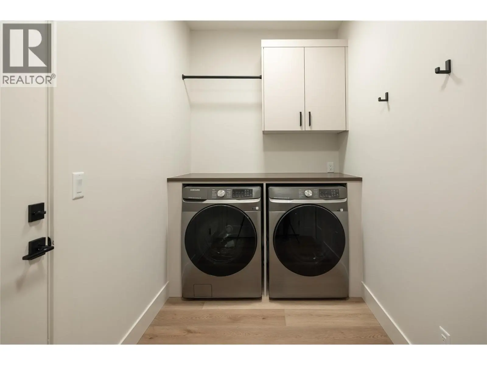 2125 Montenegro Drive. Kelowna, British Columbia