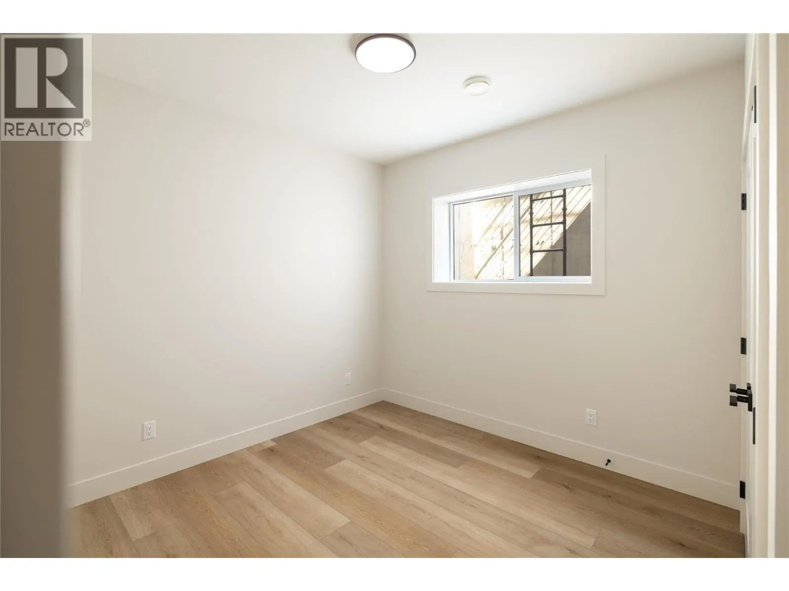2125 Montenegro Drive. Kelowna, British Columbia
