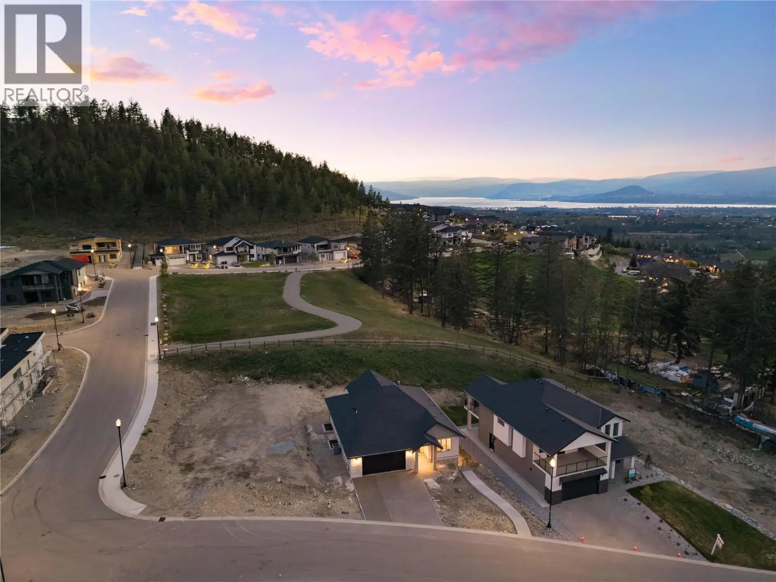 2125 Montenegro Drive. Kelowna, British Columbia