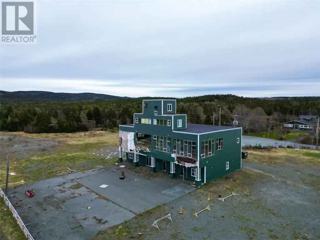 65 Lakeview Drive, St.Johns