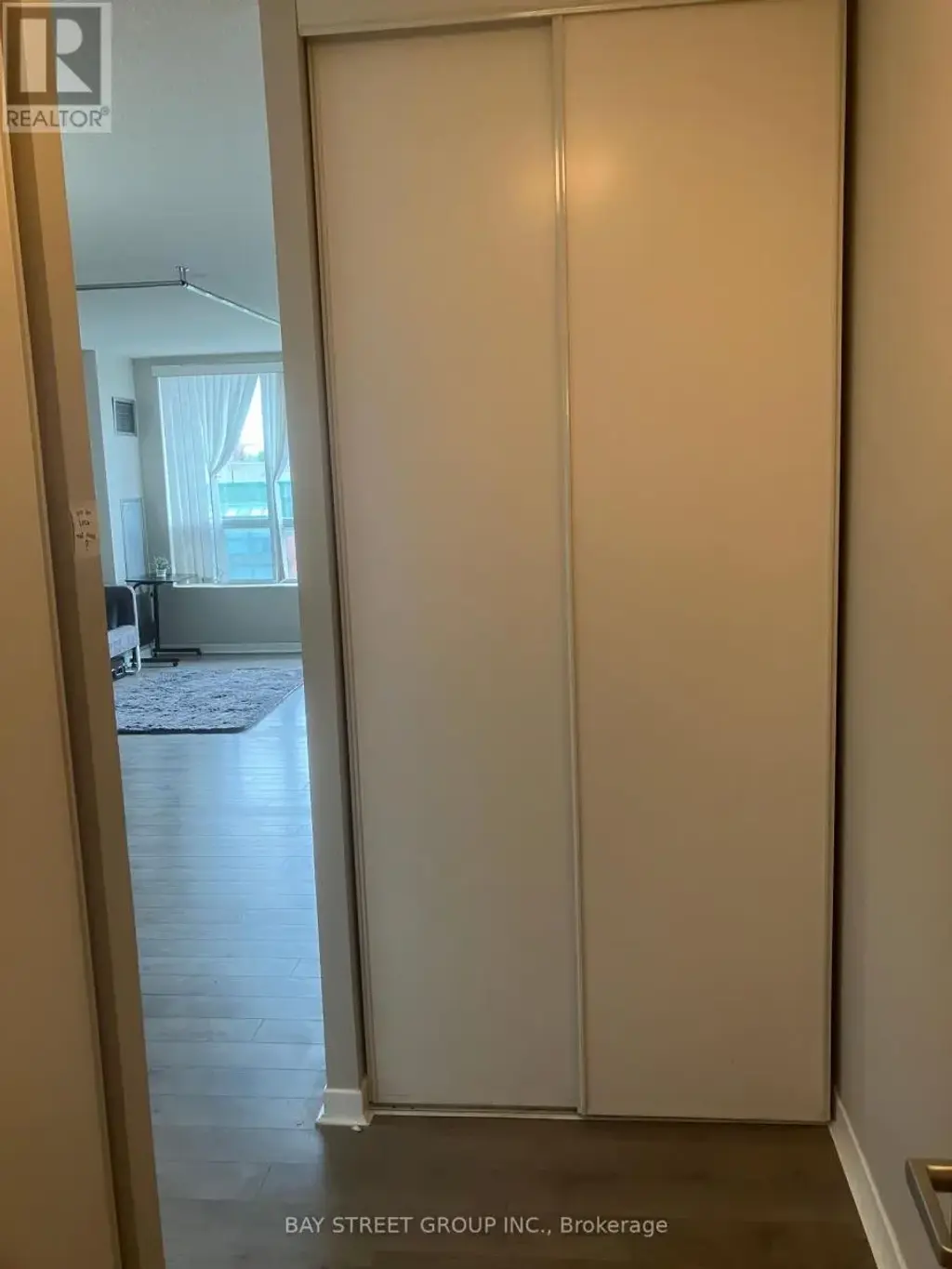 902 - 284 Bloor Street W, Toronto (Annex)