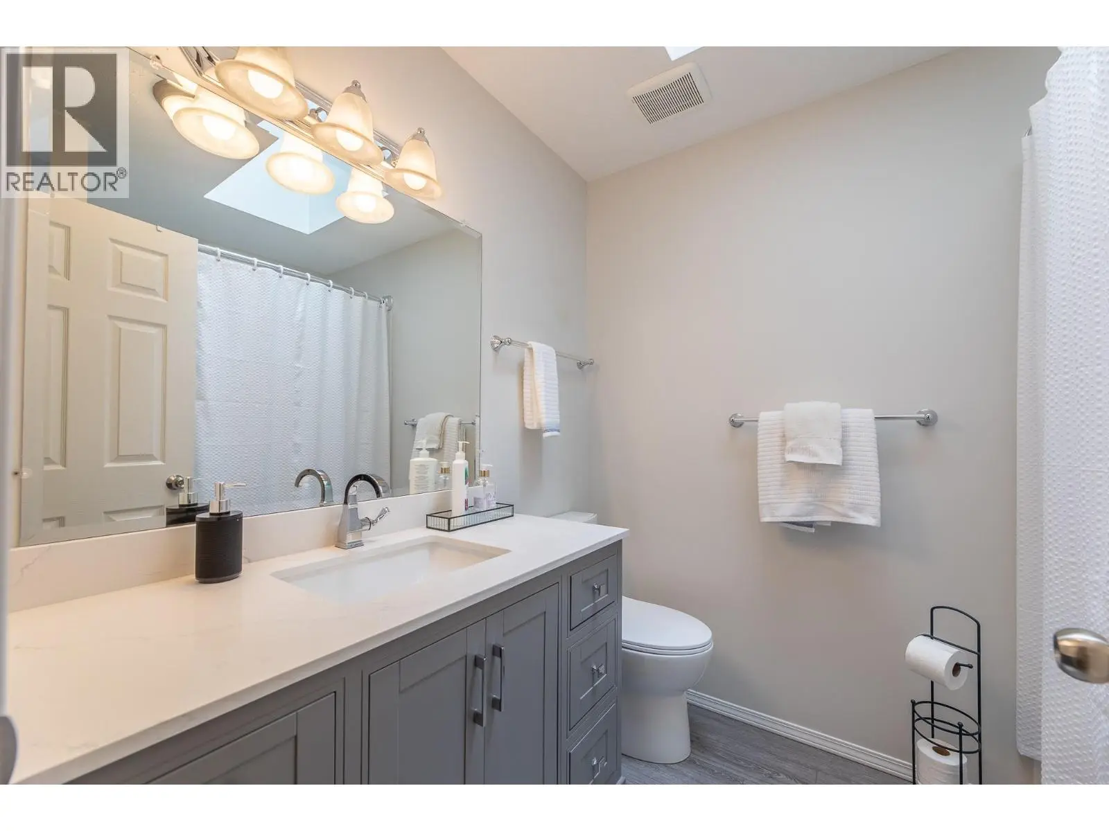 1500 Harding Street. Summerland, British Columbia