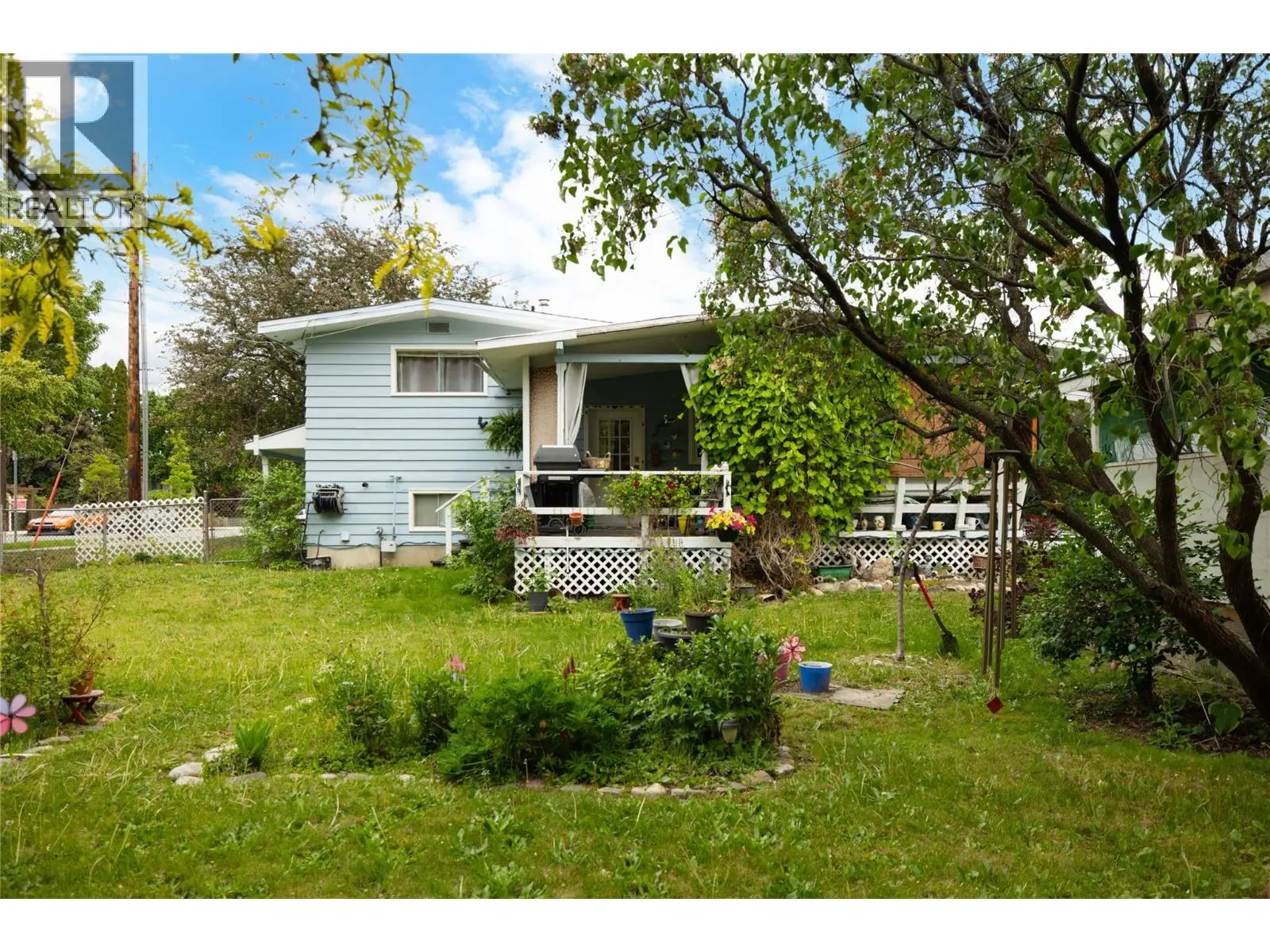 2150 Burnett Street. Kelowna, British Columbia