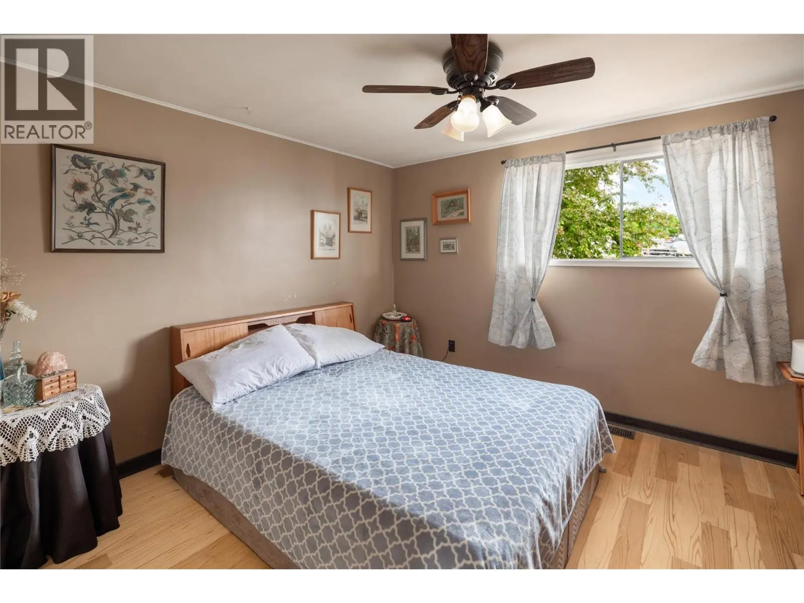 2150 Burnett Street. Kelowna, British Columbia