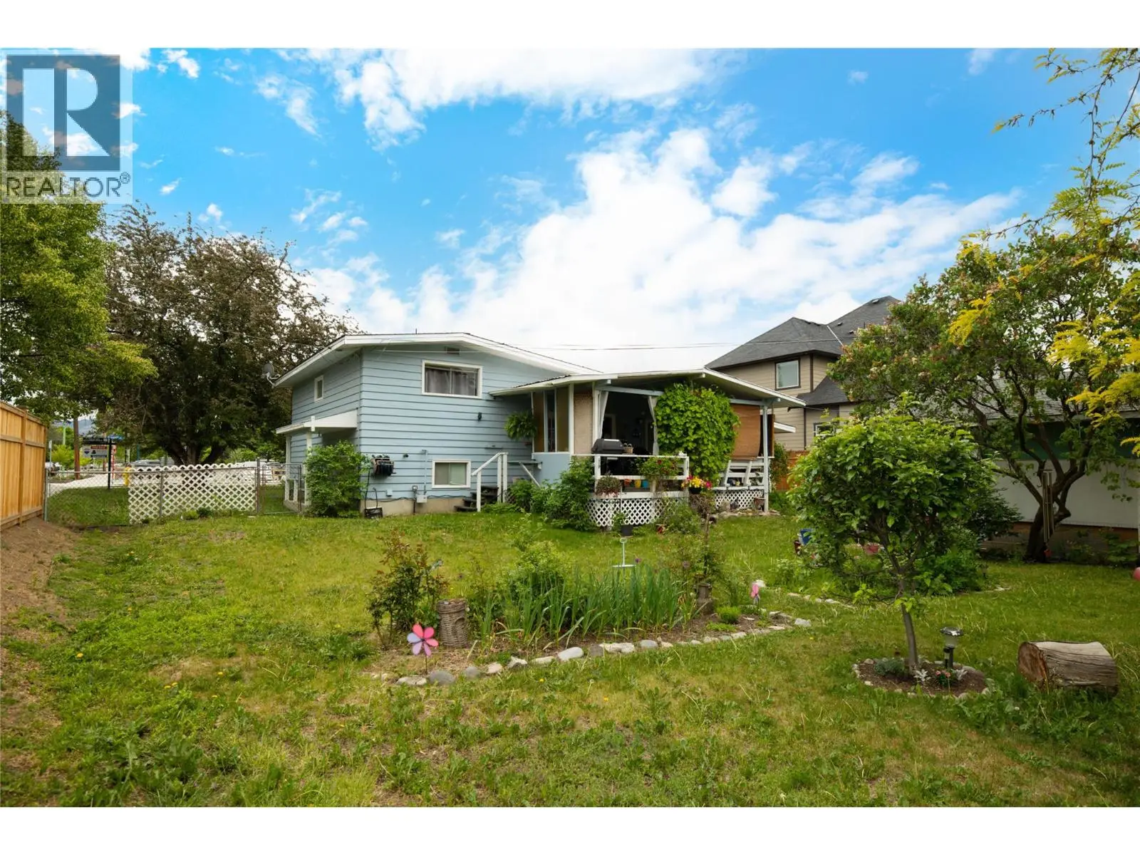 2150 Burnett Street. Kelowna, British Columbia