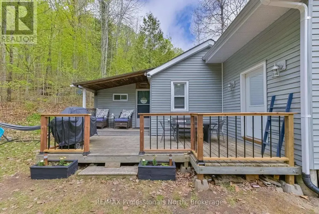 1755 North Shore Road, Algonquin Highlands (Stanhope)