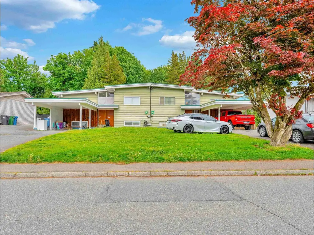 2910 2912 Babich Street, Abbotsford