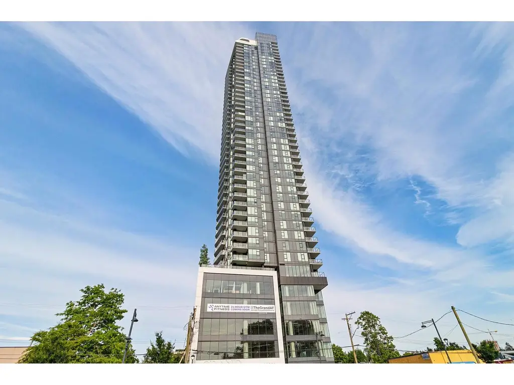2702 10750 135a Street, Surrey