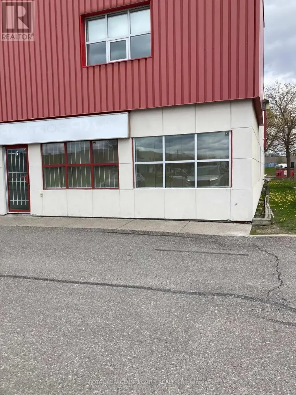 6 - 5509 Canotek Road, Ottawa