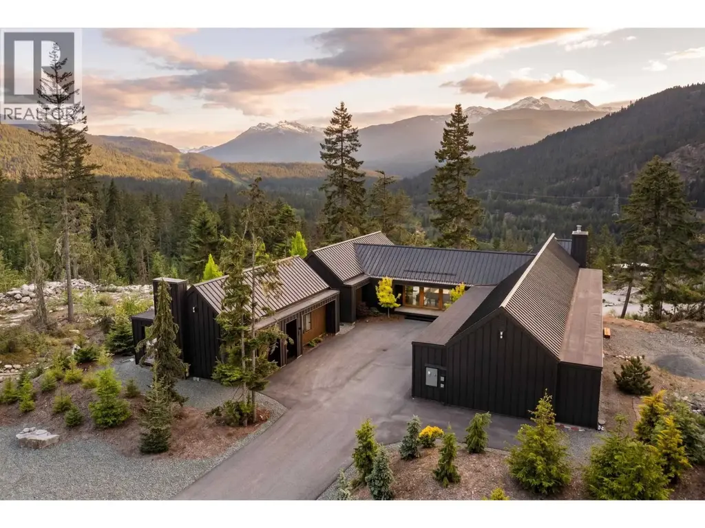9304 Steller's Way, Whistler