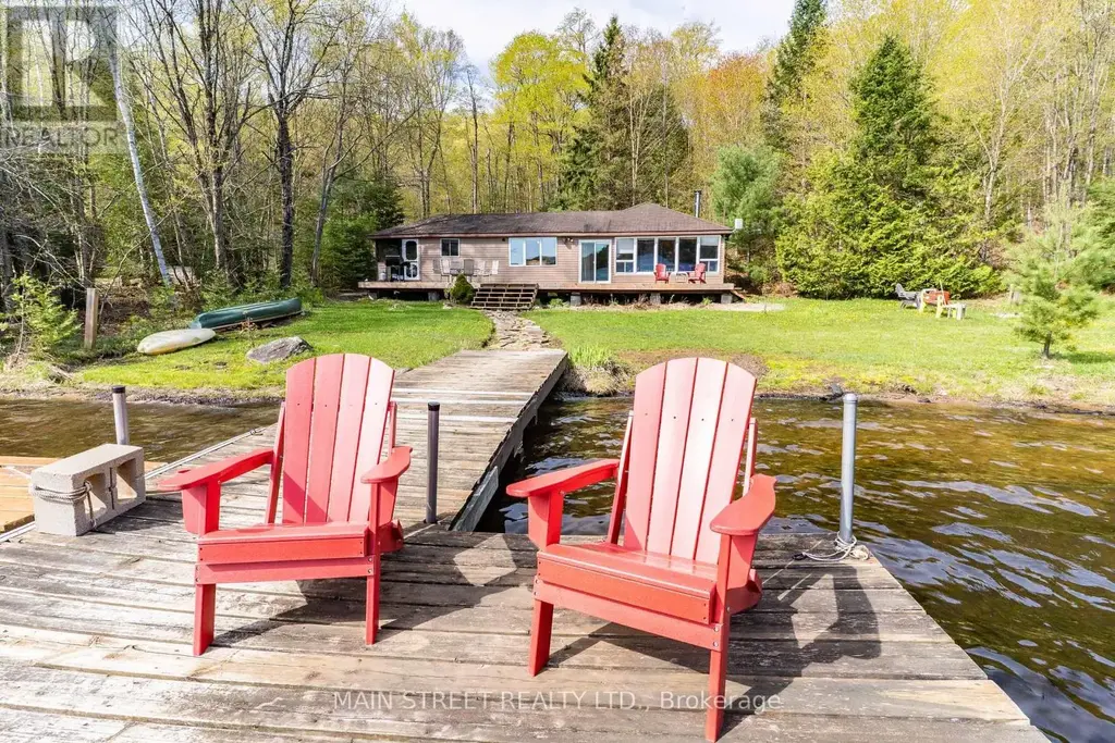 1146 Farmer Hays Drive, Algonquin Highlands (McClintock)