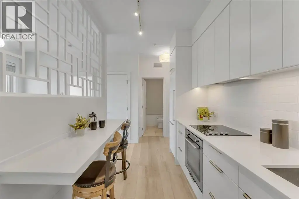 211, 3125 39 Street Nw, Calgary
