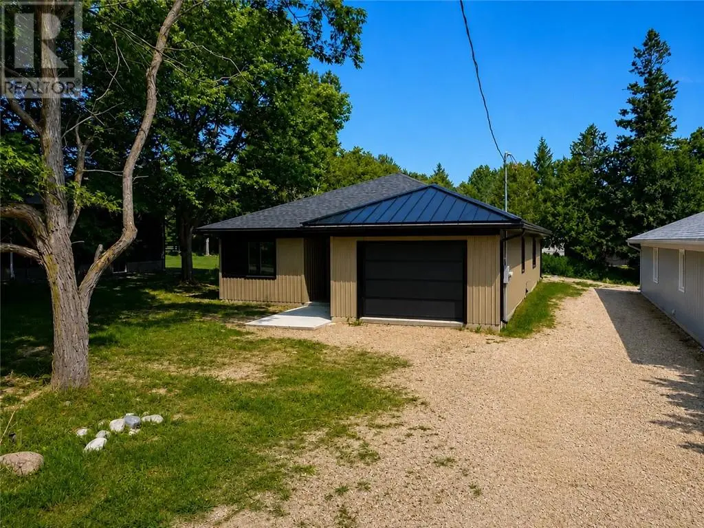 10b Main Street, Gore Bay