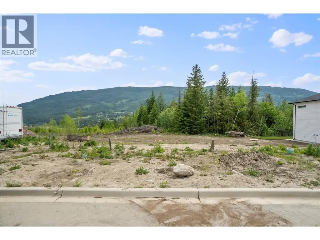 6820 42 Street Ne, Salmon Arm