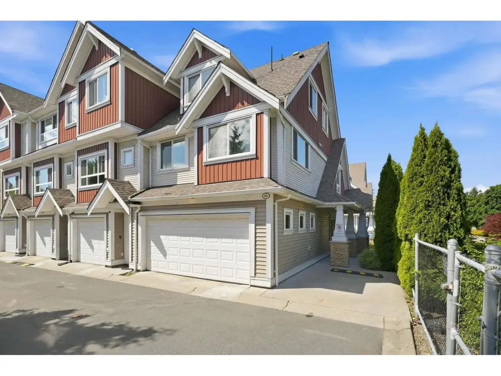62 7298 199a Street, Langley