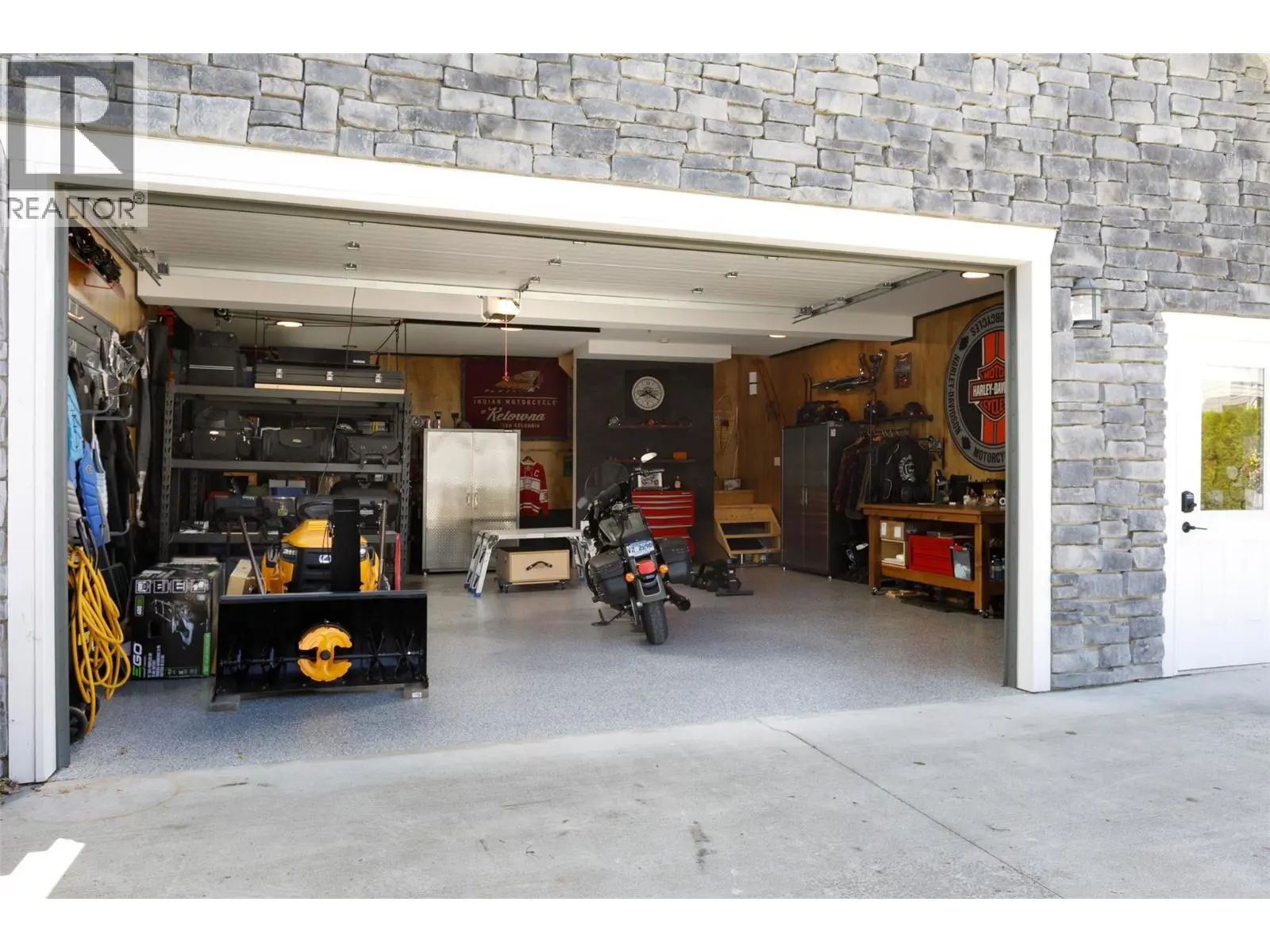 4830 Westridge Drive. Kelowna, British Columbia
