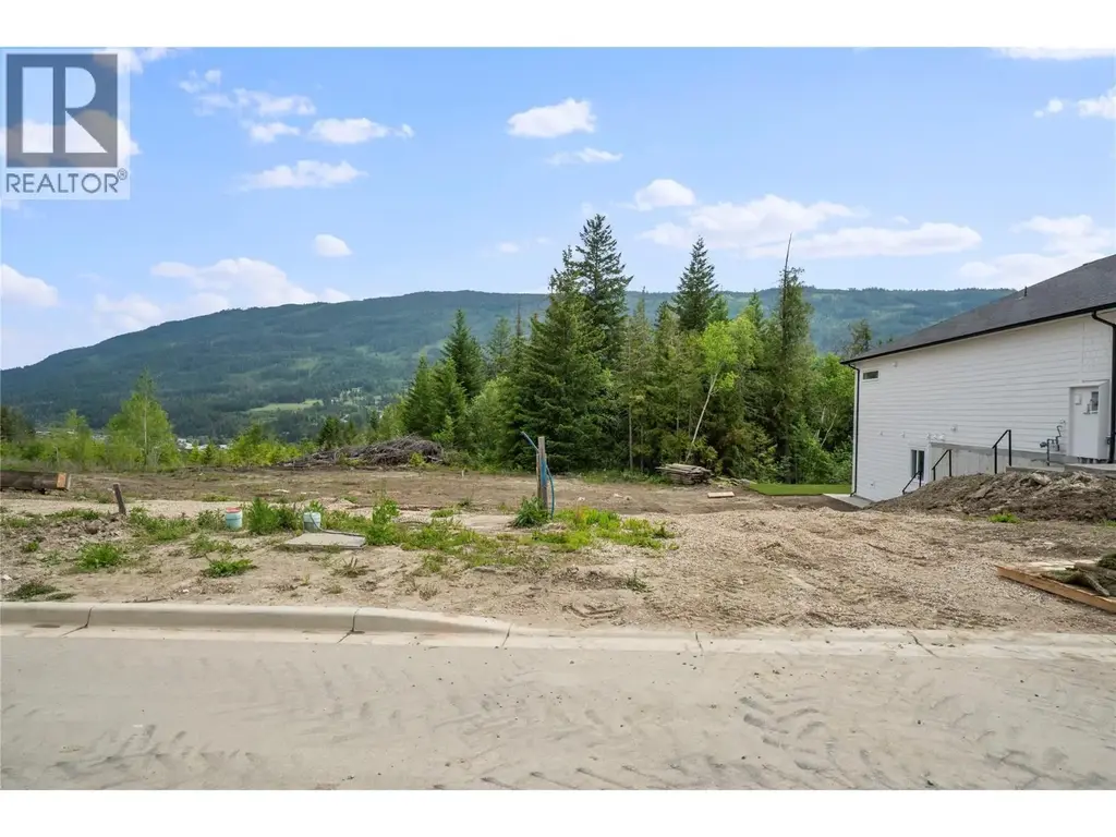 6810 42 Street Ne, Salmon Arm