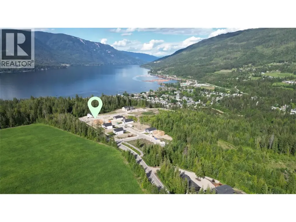 6951 42 Street Ne, Salmon Arm