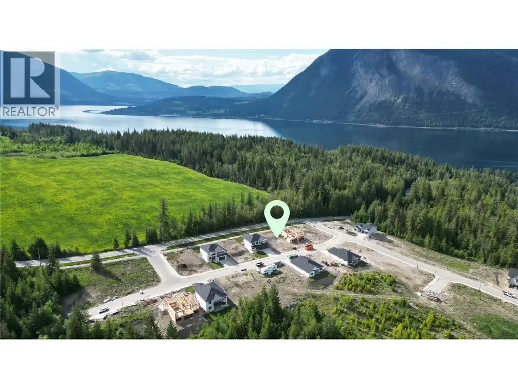 6851 42 Street Ne, Salmon Arm