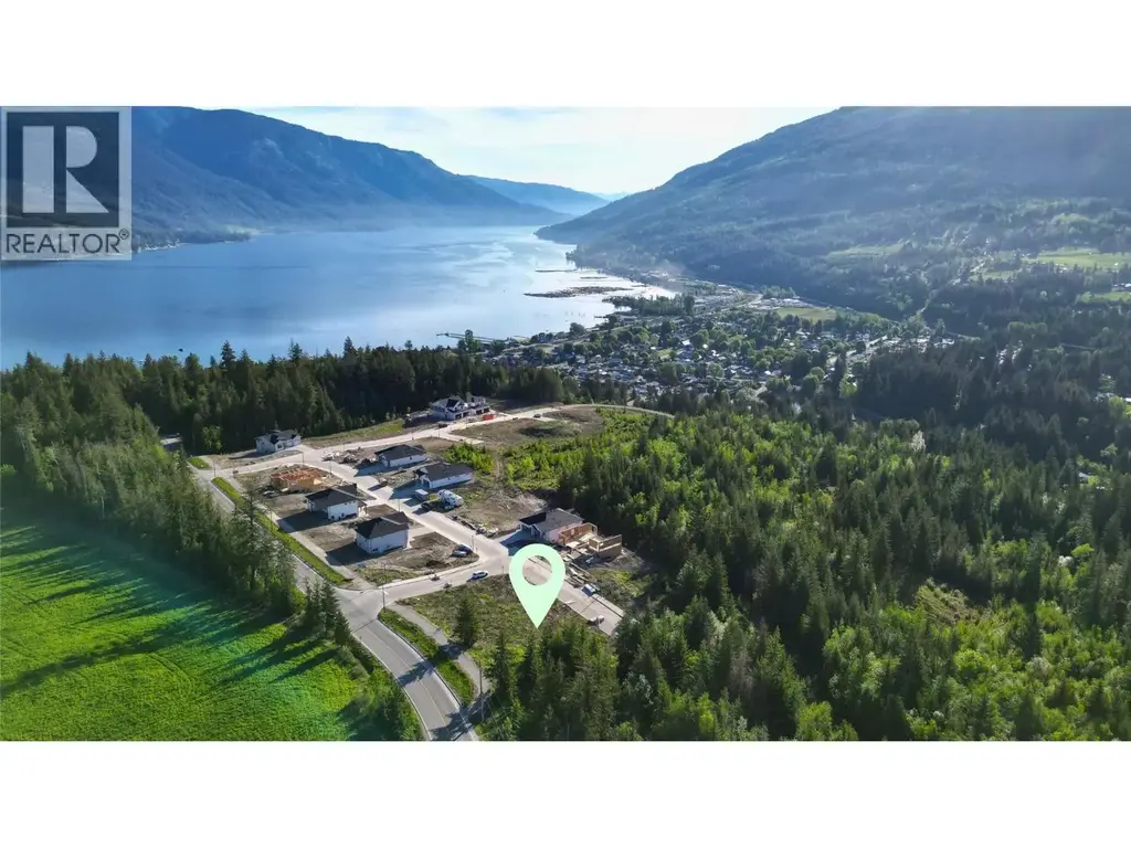 6731 42 Street Ne, Salmon Arm