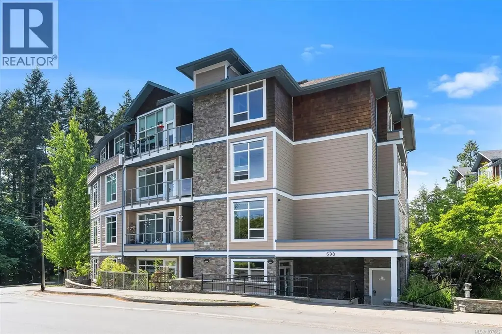 302 608 Fairway Ave, Langford