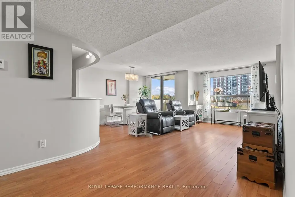 Unit #407 - 200 Lafontaine Avenue, Ottawa
