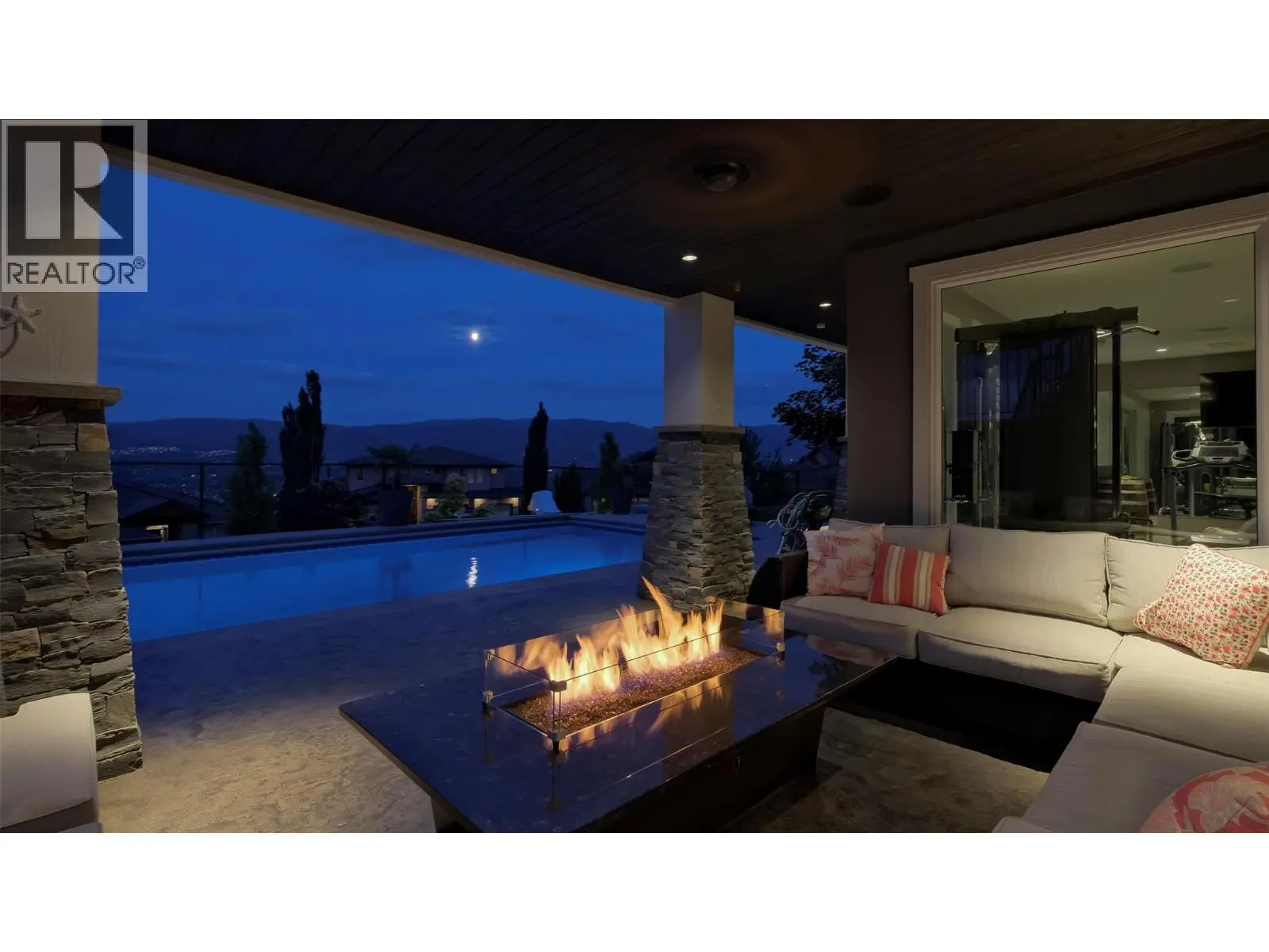 593 Harrogate Lane. Kelowna, British Columbia
