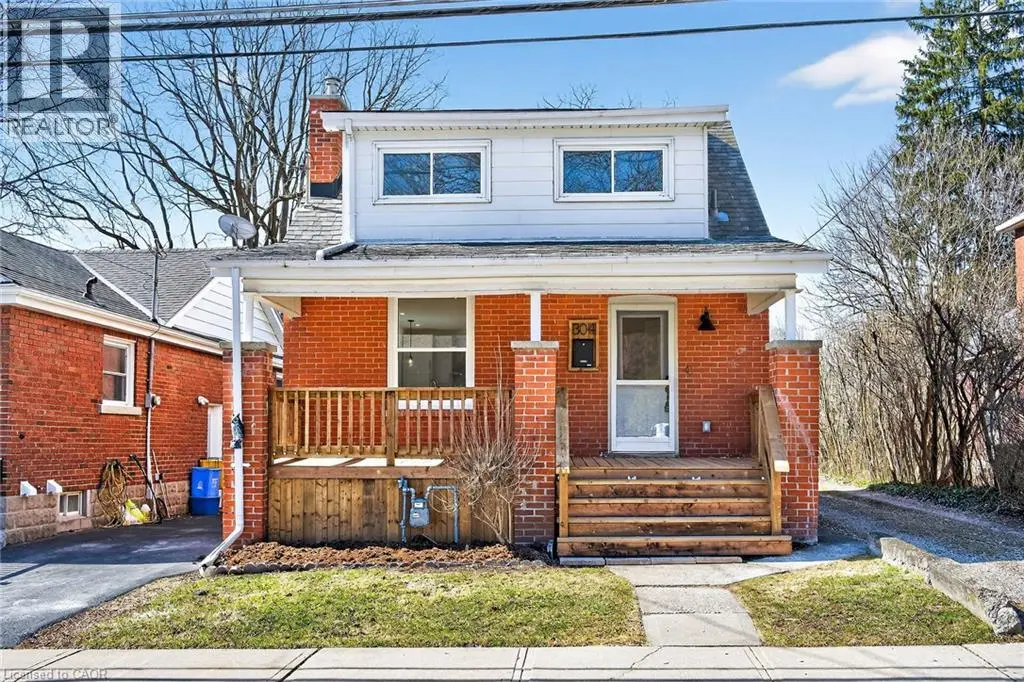 304 Park Street, Dundas