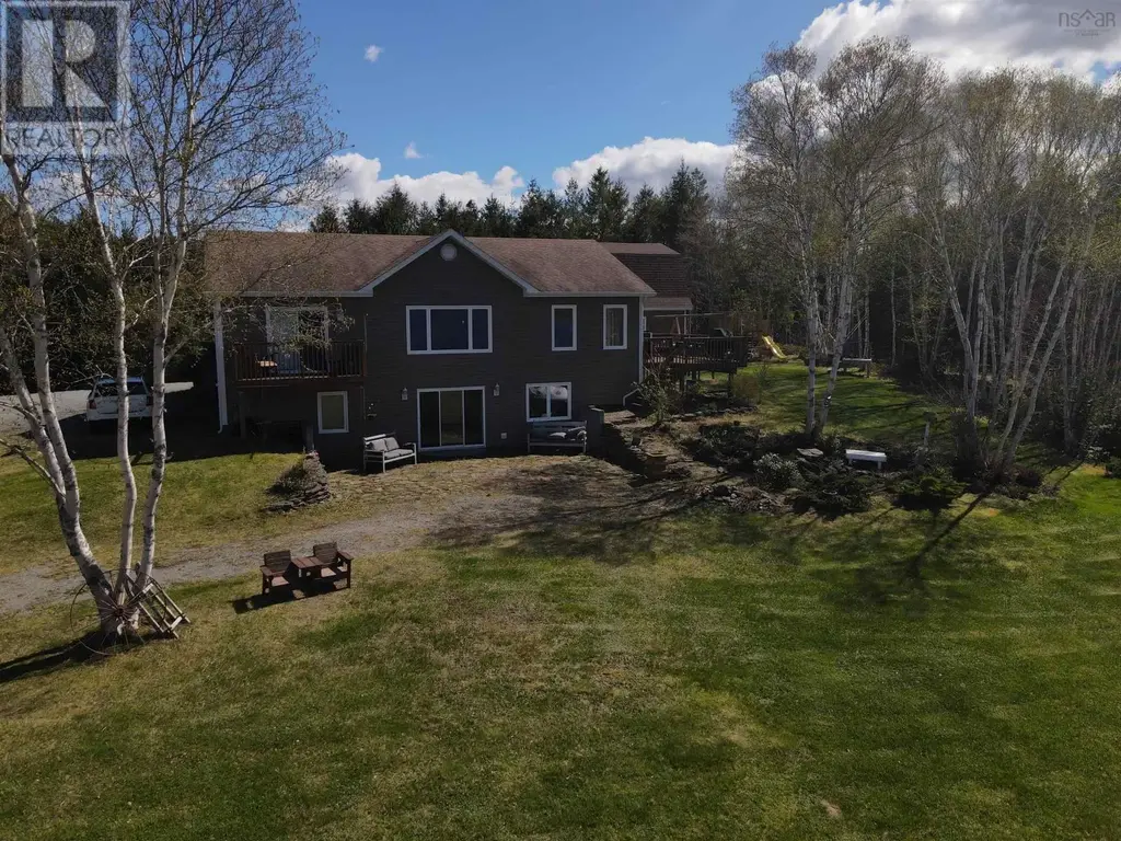 448 Grand Mira South Rd Road, Juniper Mountain