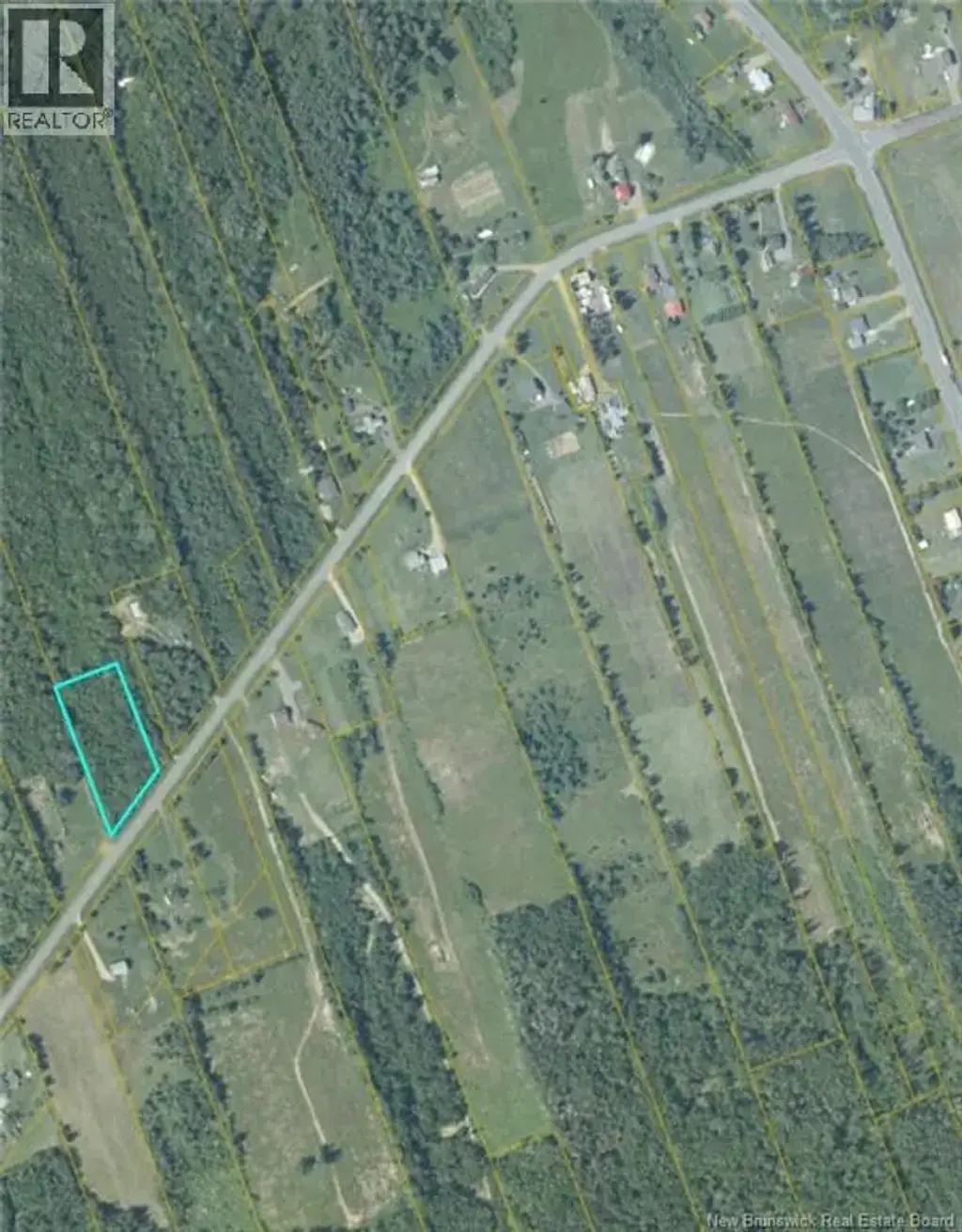 1 Acre Rue Pinet, Bertrand
