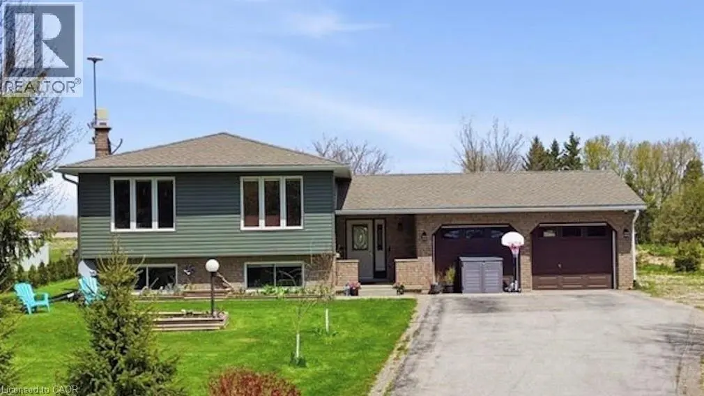 9487 Maas Park Drive, Mount Forest