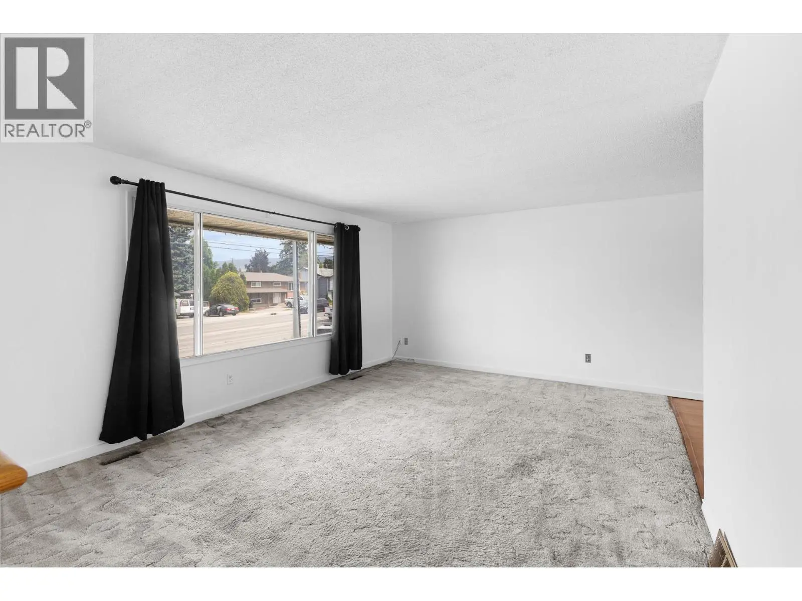 2877 Springfield Road. Kelowna, British Columbia