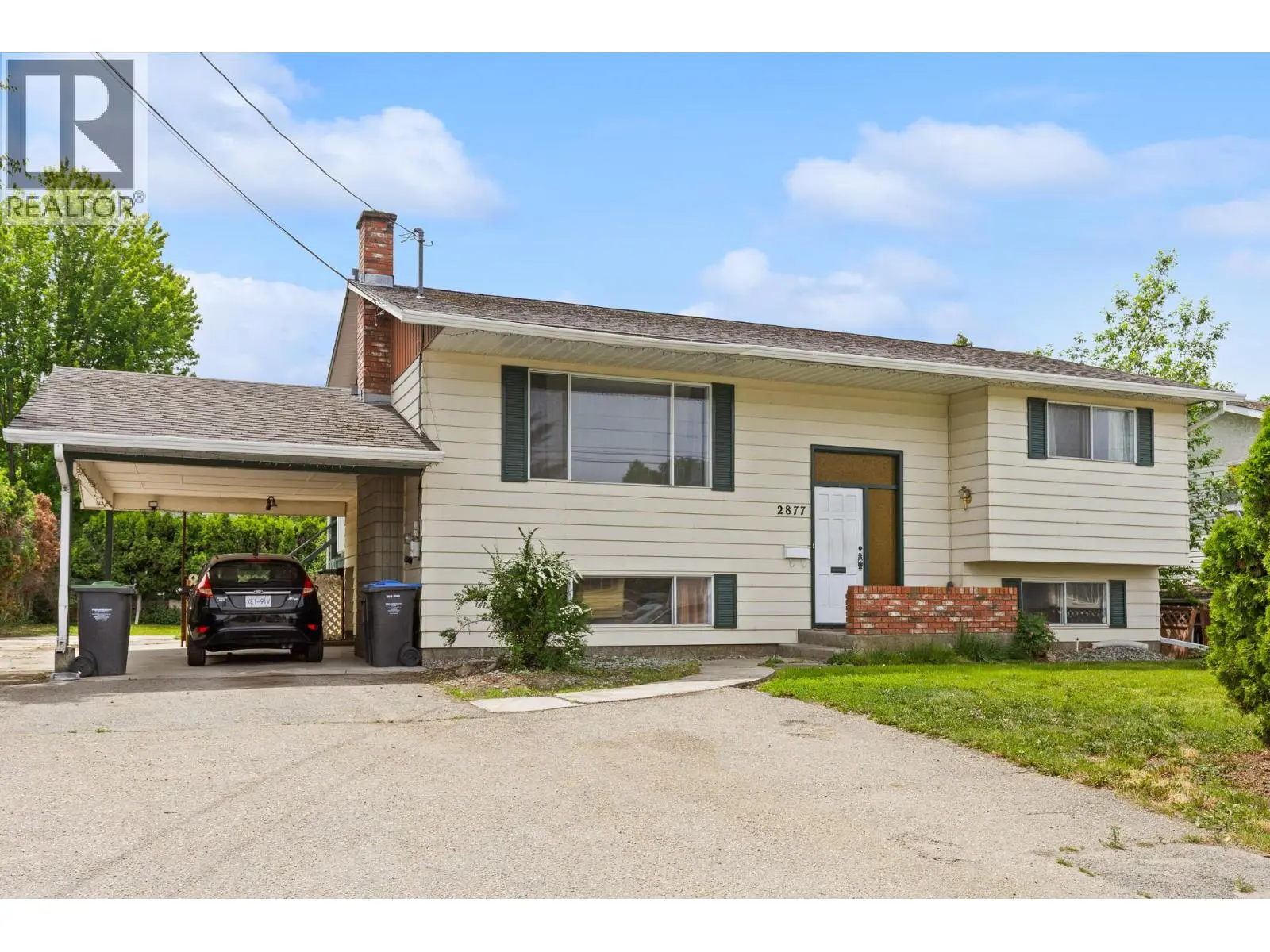 2877 Springfield Road. Kelowna, British Columbia