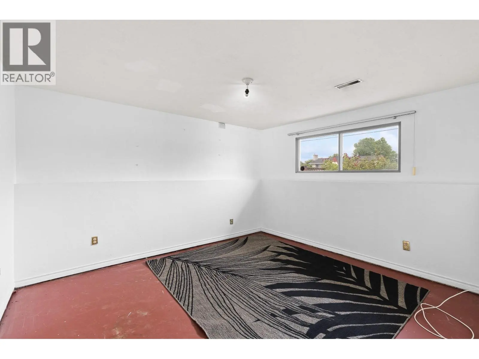 2877 Springfield Road. Kelowna, British Columbia