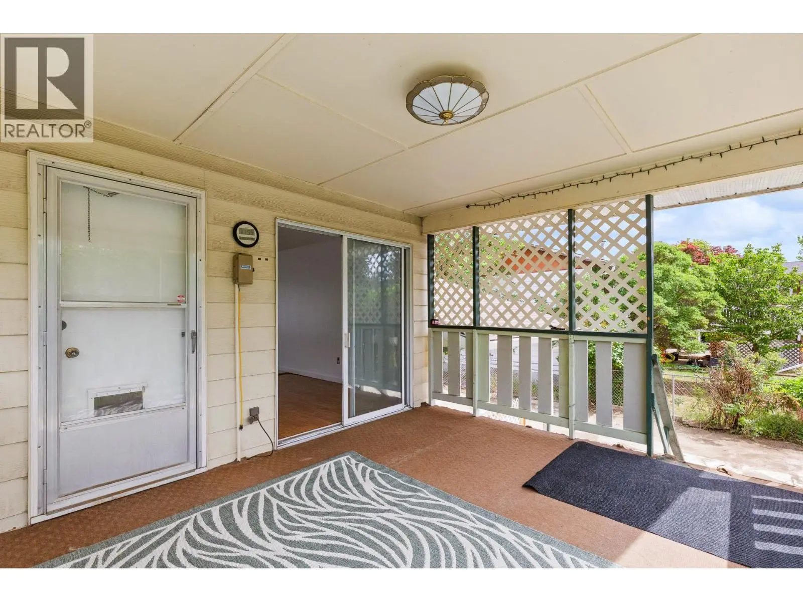2877 Springfield Road. Kelowna, British Columbia