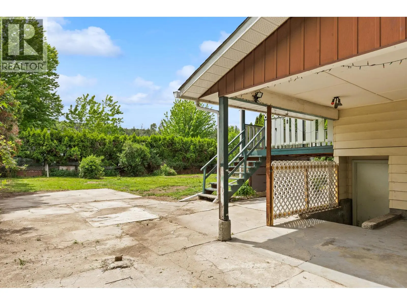 2877 Springfield Road. Kelowna, British Columbia