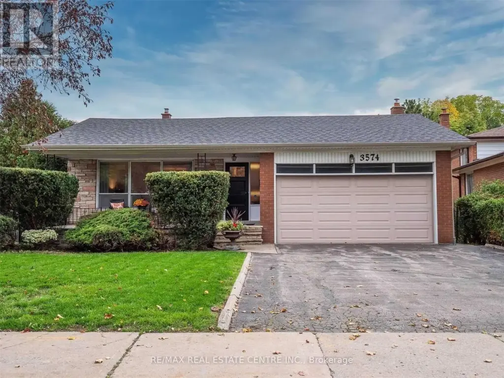 3574 Golden Orchard Drive, Mississauga (Applewood)