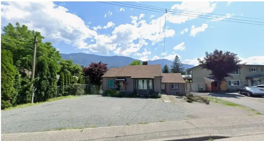 50970 Yale Road, Rosedale, Rosedale