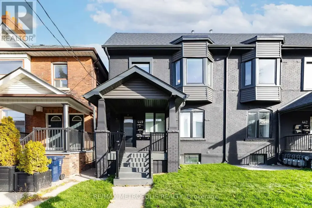 449 Lansdowne Avenue, Toronto (Dufferin Grove)