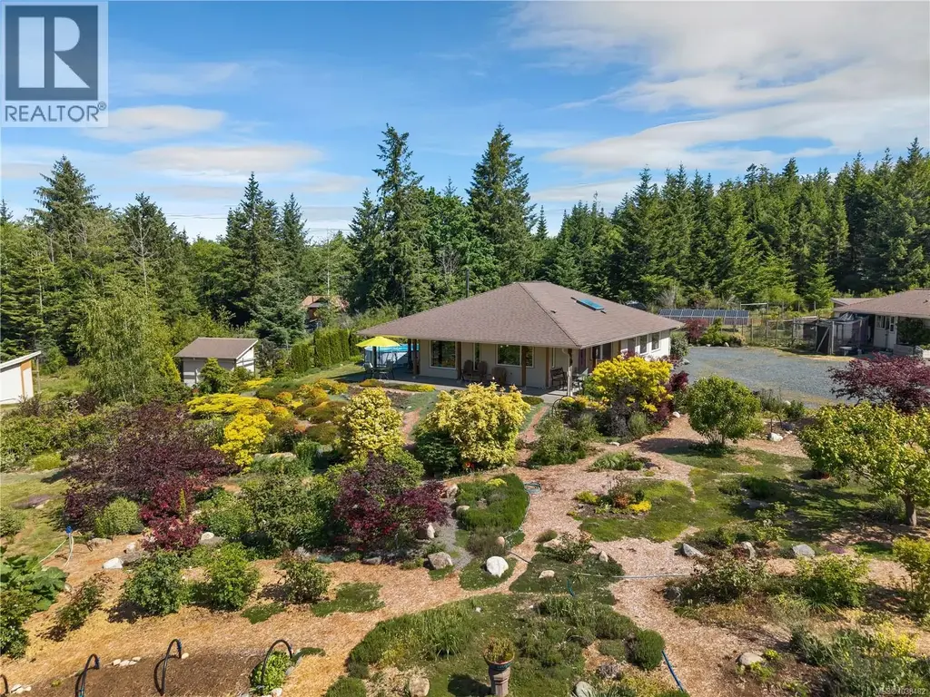 220 Irene Rd, Quadra Island