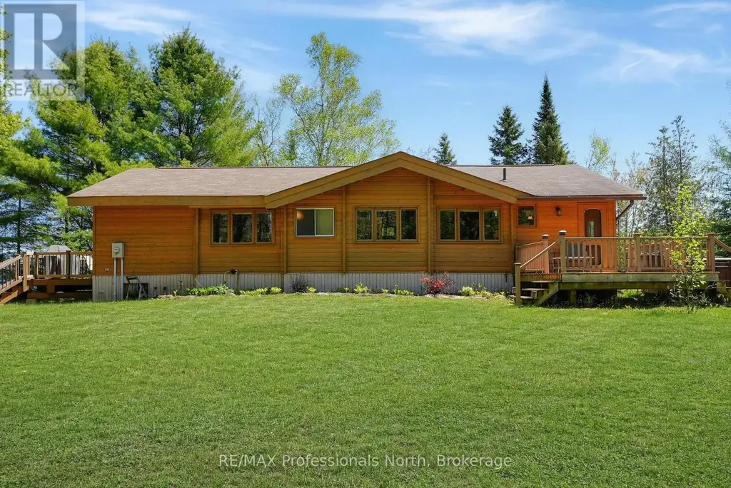 1366 Hospitality Road, Minden Hills (Snowdon)