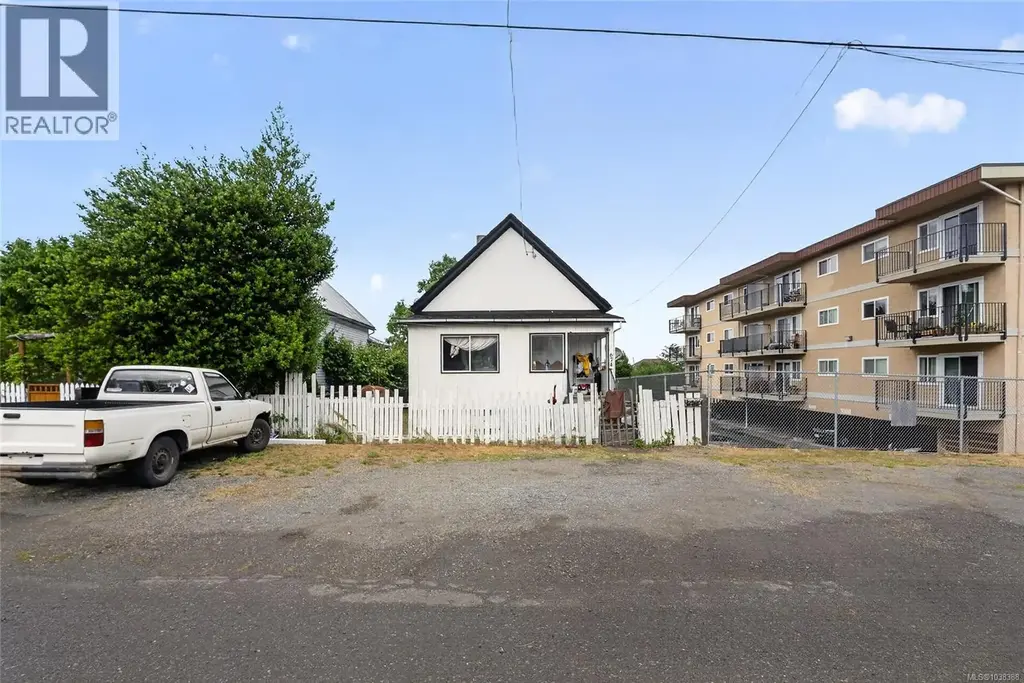 674 Farquhar St, Nanaimo