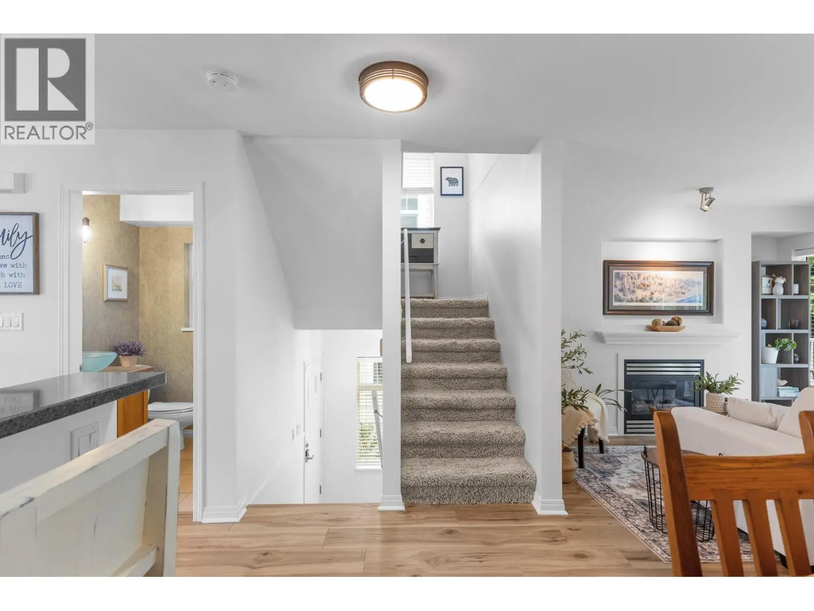 1853 Parkview Crescent Unit# 8. Kelowna, British Columbia