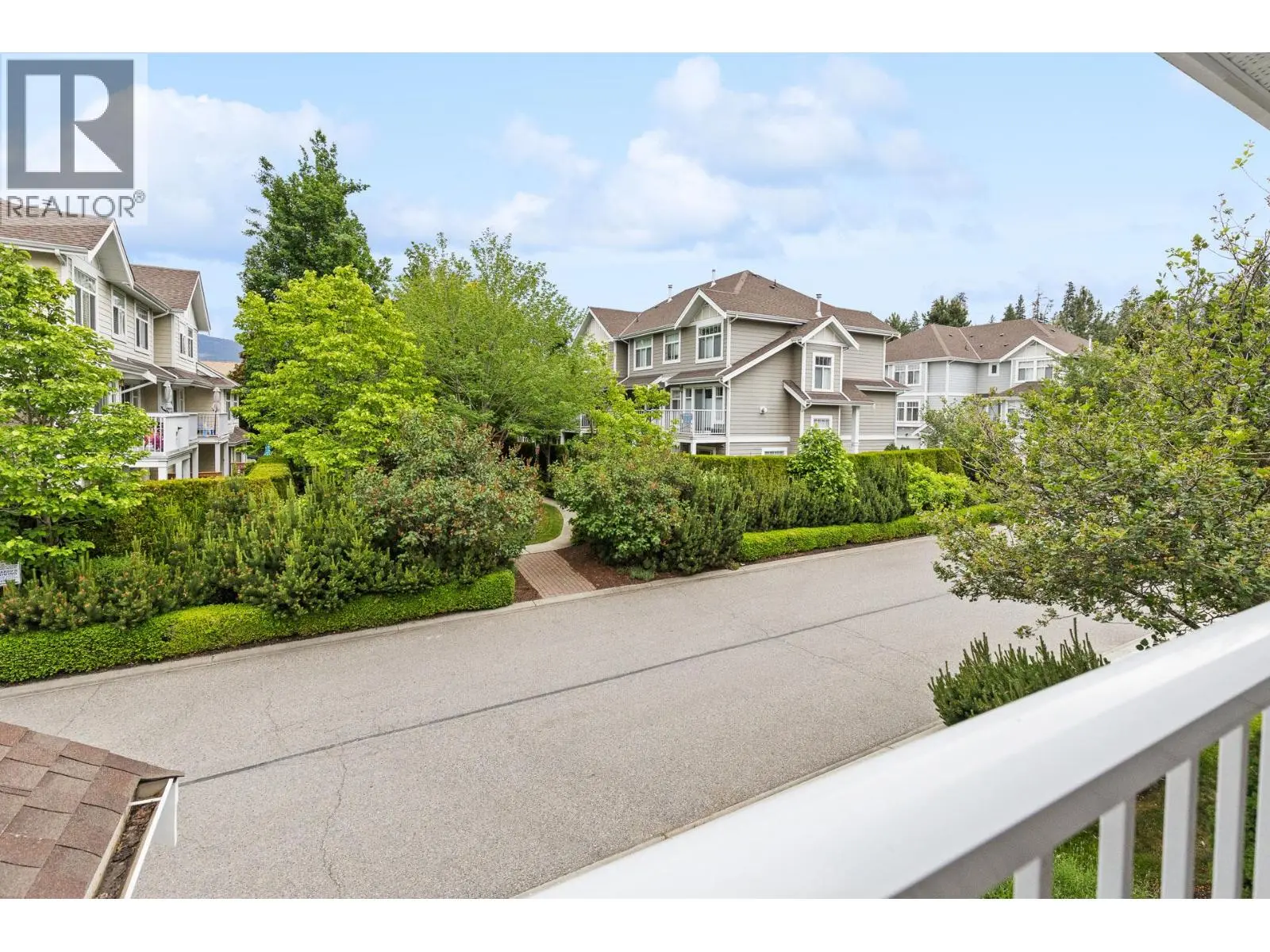 1853 Parkview Crescent Unit# 8. Kelowna, British Columbia
