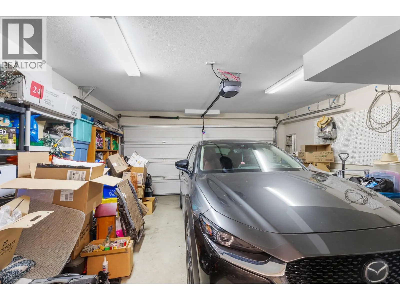 1853 Parkview Crescent Unit# 8. Kelowna, British Columbia