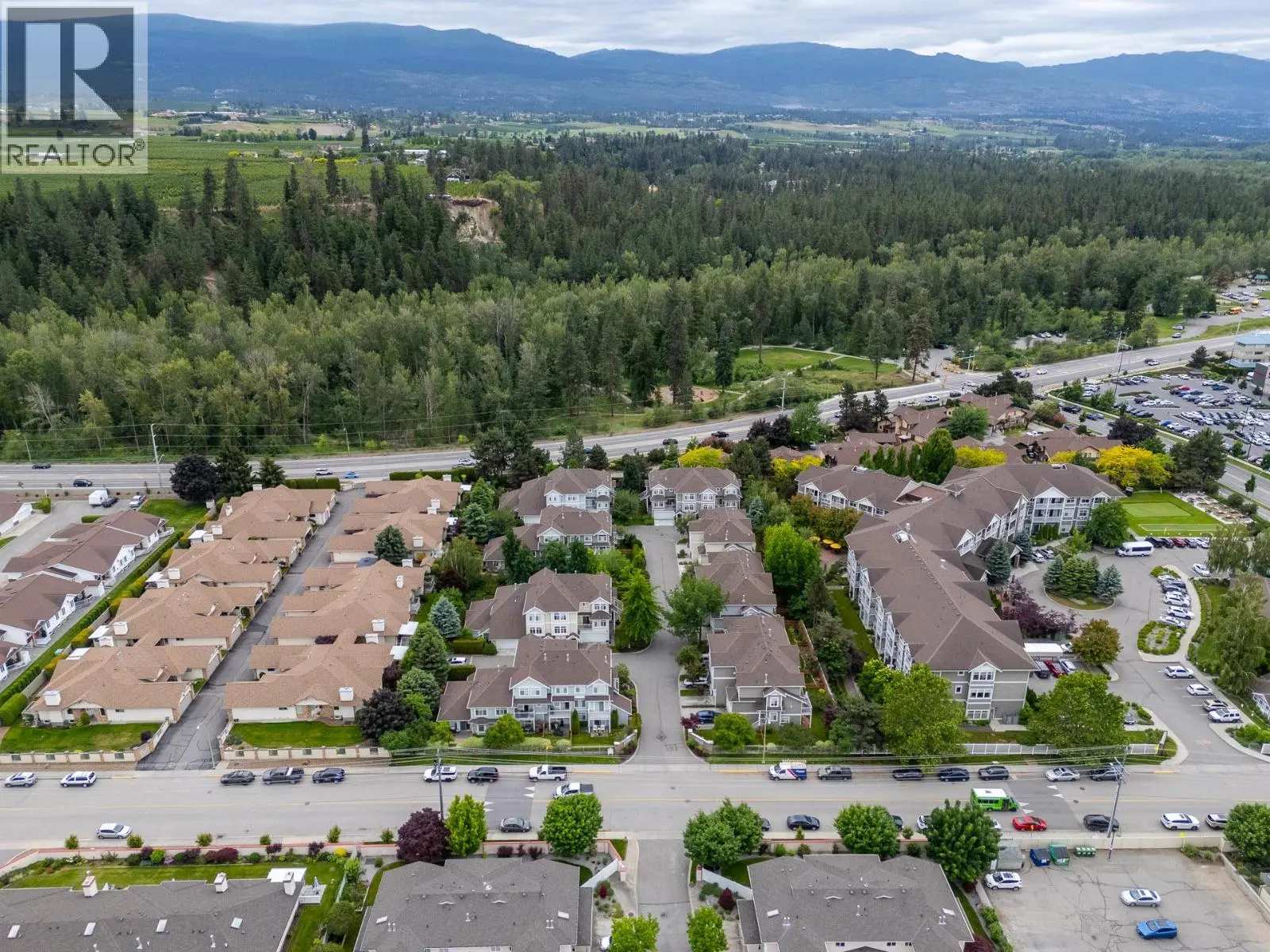 1853 Parkview Crescent Unit# 8. Kelowna, British Columbia