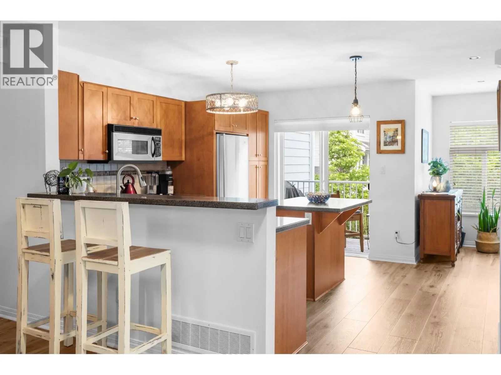 1853 Parkview Crescent Unit# 8. Kelowna, British Columbia