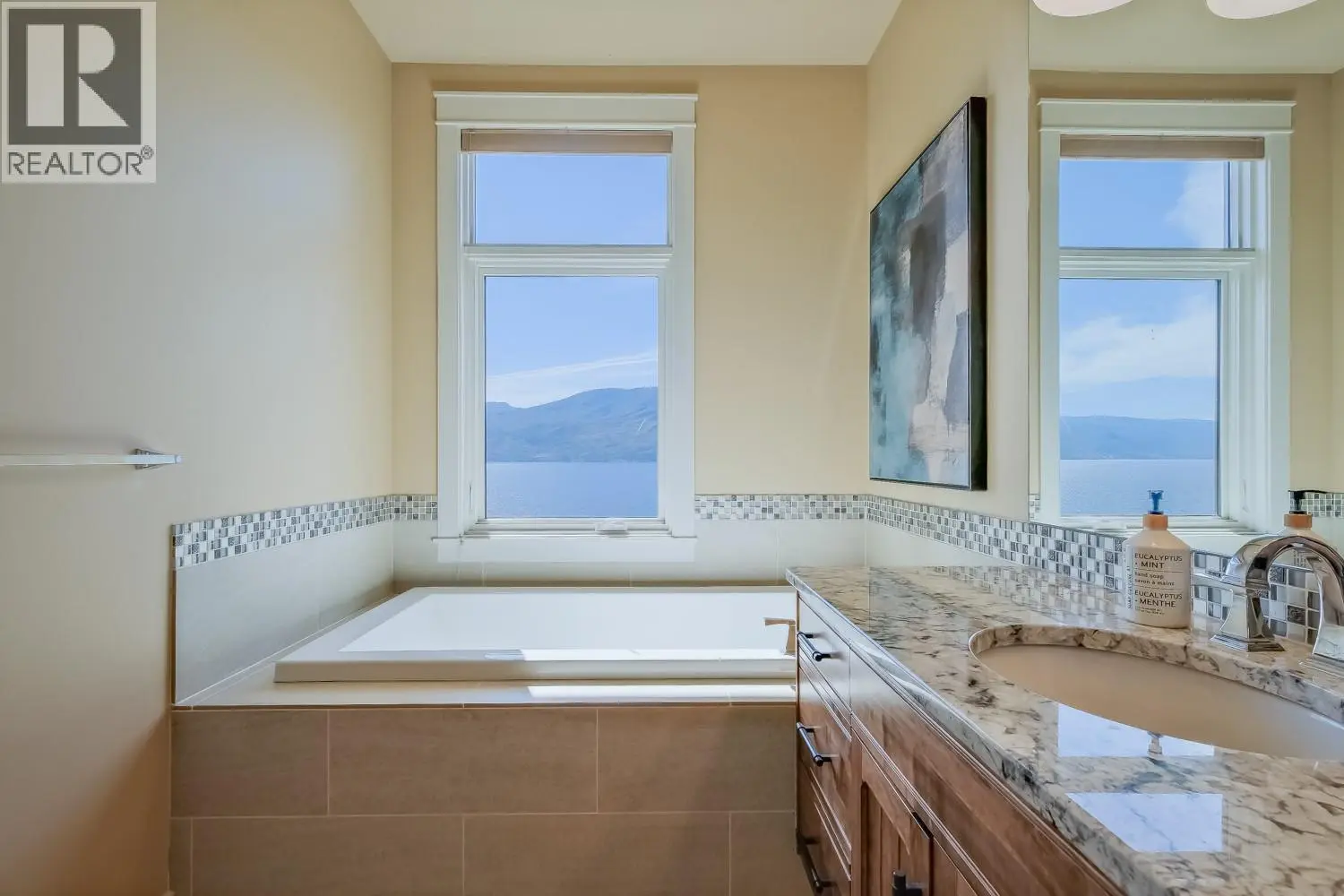 5235 Buchanan Road Unit# 1. Peachland, British Columbia