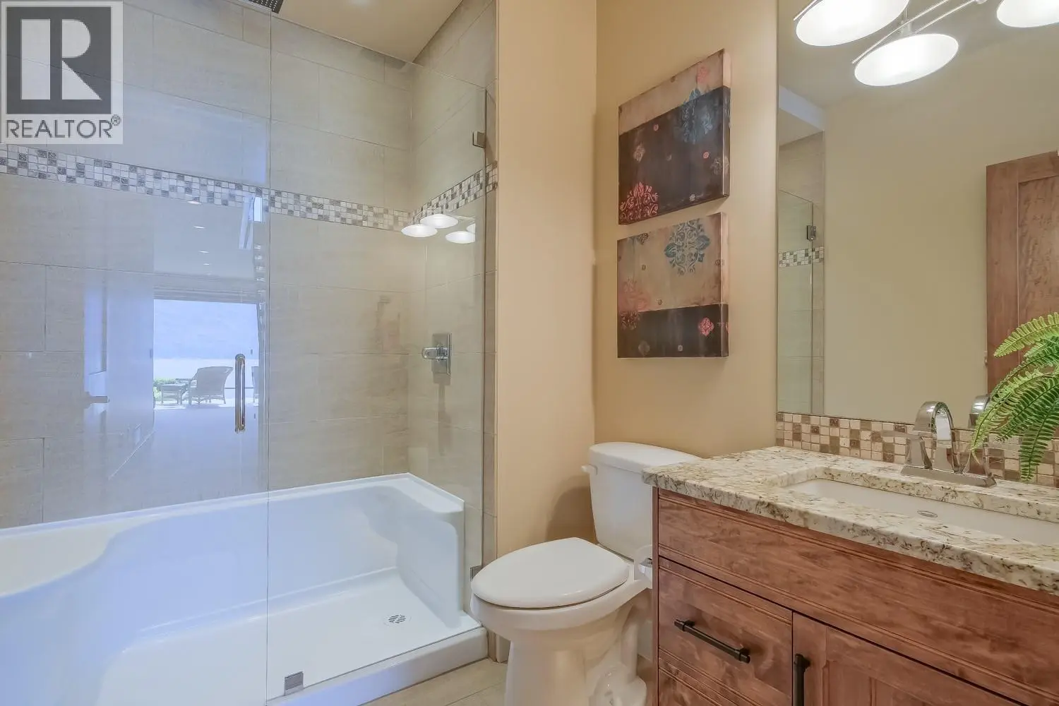 5235 Buchanan Road Unit# 1. Peachland, British Columbia