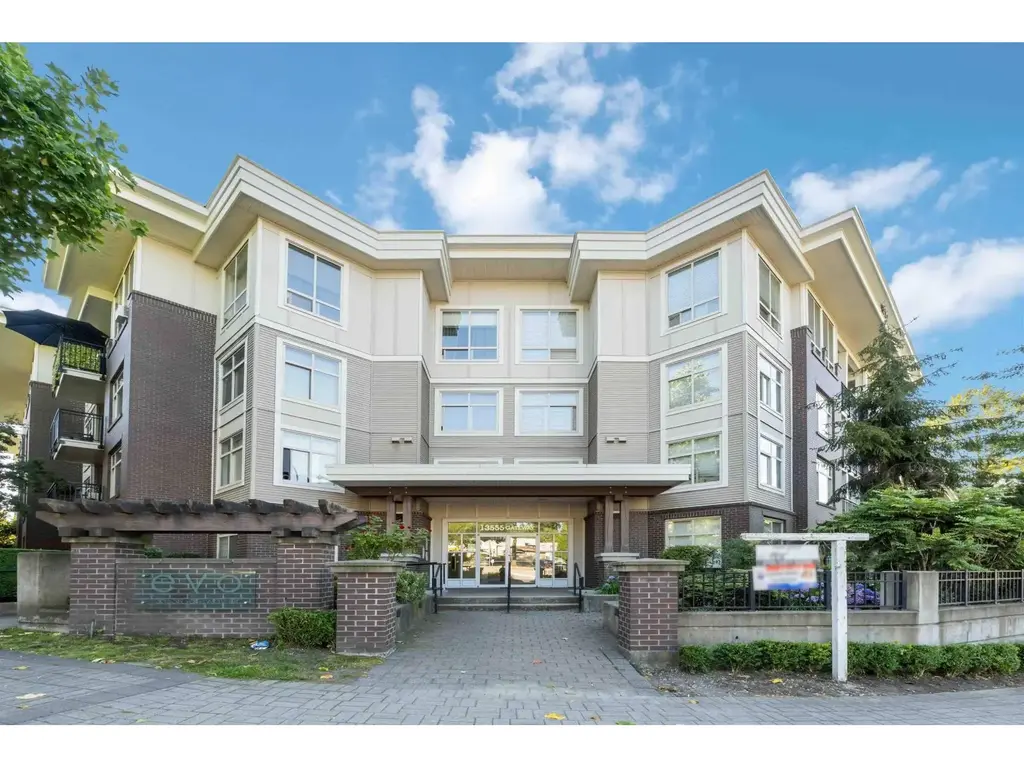 215 13555 Gateway Drive, Surrey